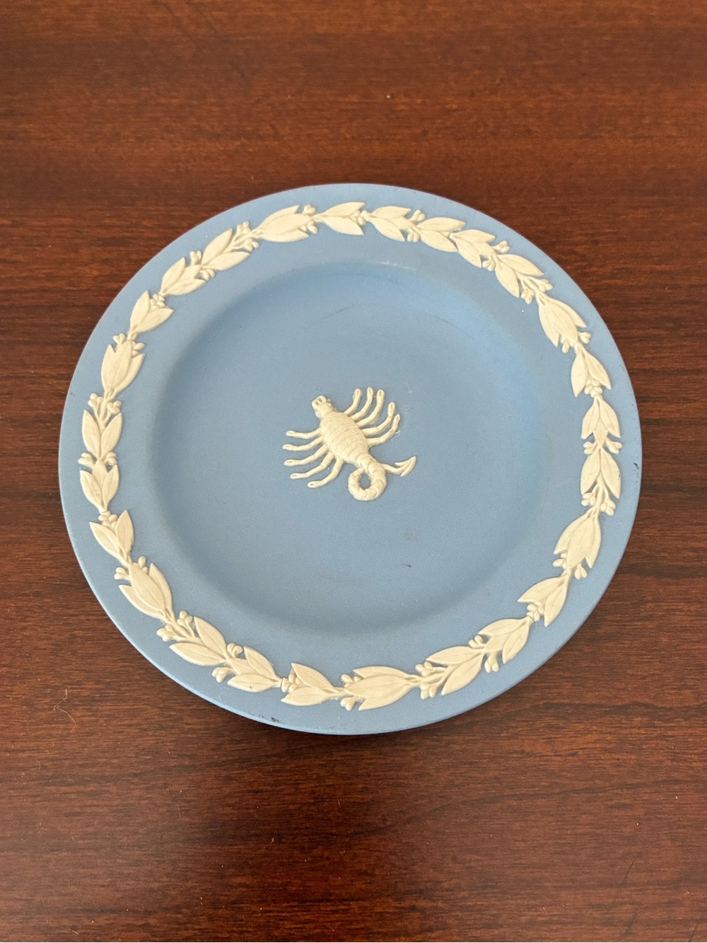 Vintage Wedgwood Blue Jasperware Covered Sugar Bowl with Matching Saucer - Picture 13 of 15